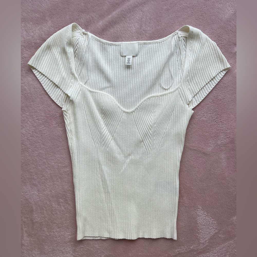 H&M short sleeve knit top
